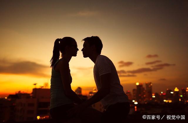 2025年贵港市“ 荷香满城 趣玩一夏 ”文化旅游消费大夜市活动（港北主场）启动