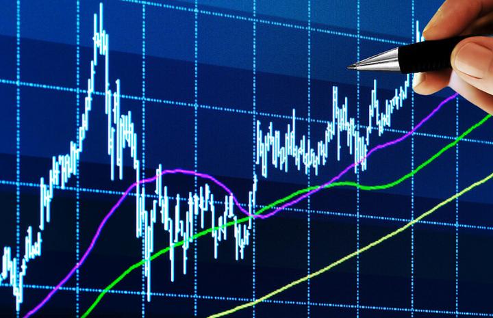 公募基金最新十大重仓股分析：前三大重仓股均被减持，银行和券商股获增持
